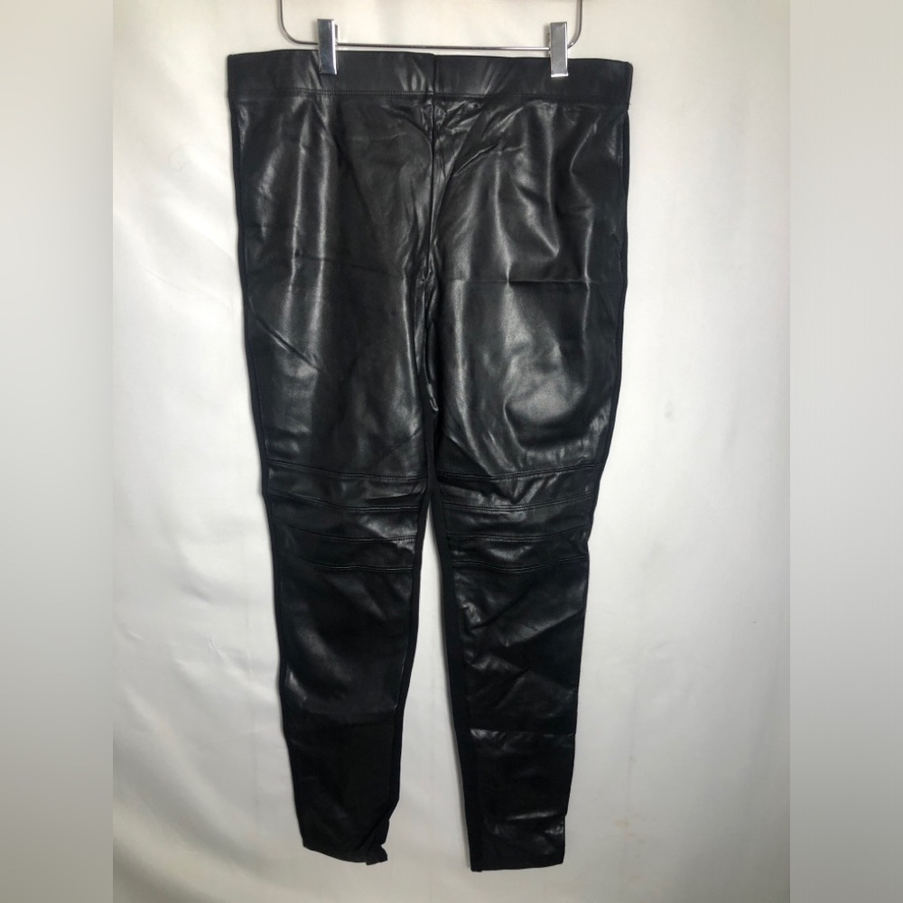 Womens Black Faux Leather Pants. Size Large.